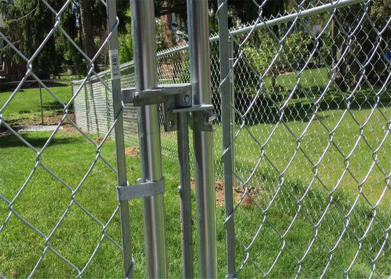 Malowane proszkowo ogrodzenie kątowe z ogniwami łańcucha Wodoodporne