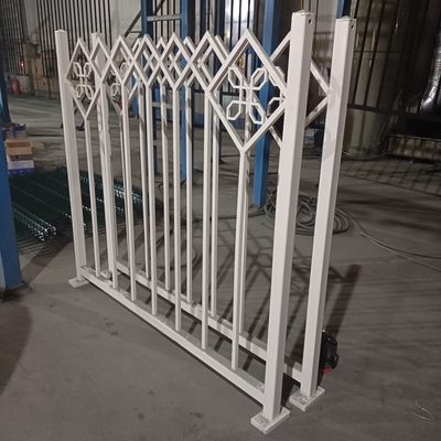 Dekoracyjne panele ogrodzeniowe z kutego żelaza ISO9001 1,8 x 2,4 m Łatwe w montażu
